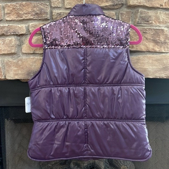 NWT JW purple sequin puffer vest with front zippered pockets. Size medium - Picture 2 of 15